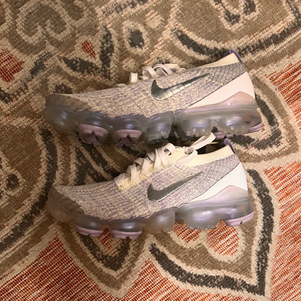 Nike Vapor Max. Worn once.